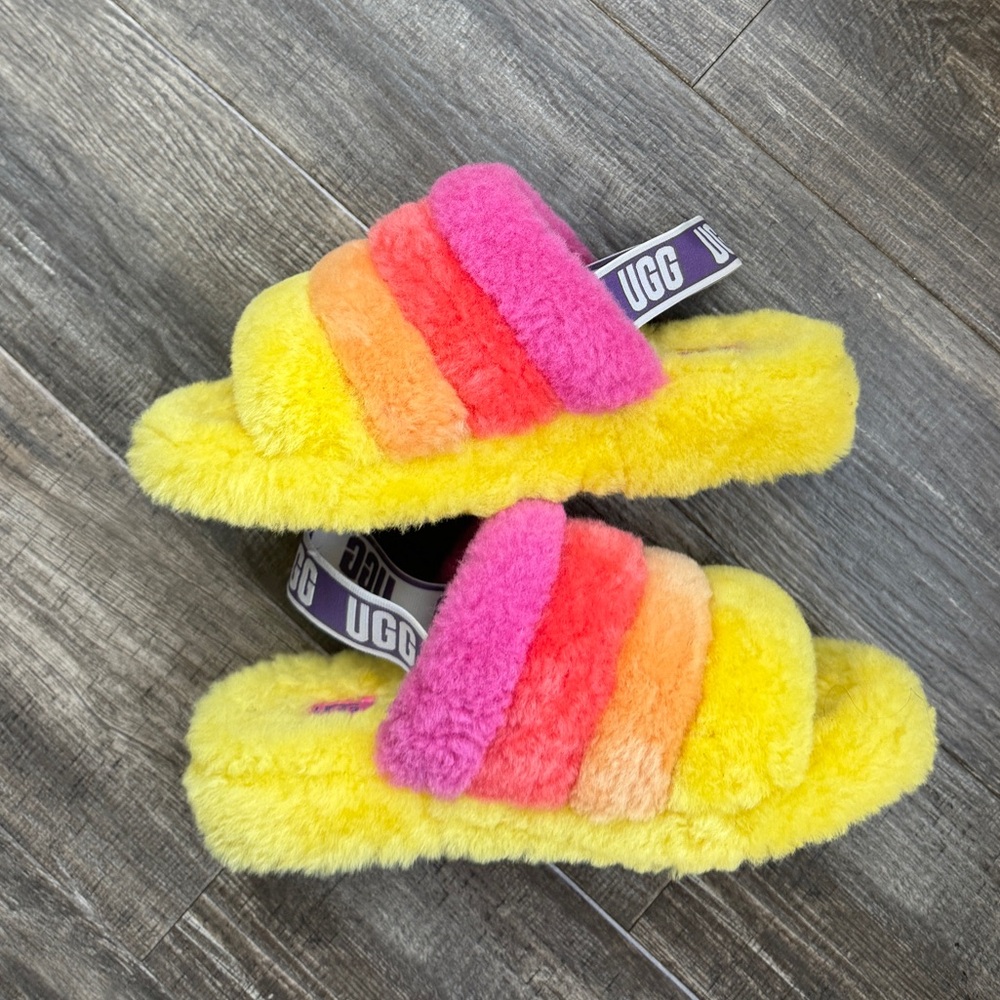 UGG FLUFF YEAH SLIDE PRIDE RAINBOW YELLOW 11 women’s - Picture 3 of 7